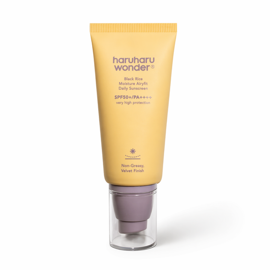Haruharu Wonder – Black Rice Moisture Airyfit Daily Sunscreen SPF50+ PA++++ 50 ml – Hydratační opalovací krém pro každodenní ochranu pleti
