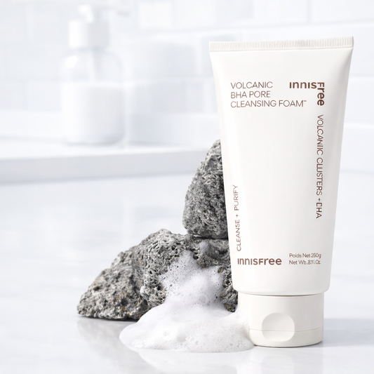 INNISFREE – Volcanic BHA Pore Cleansing Foam 250 g – Čisticí pěna s BHA a sopečným popílkem